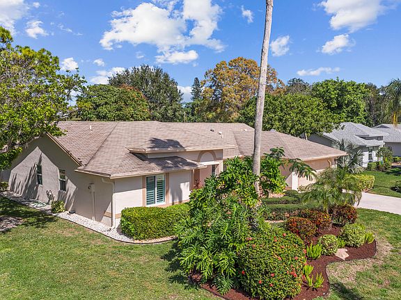 3rd image of 2685 Riviera Drive