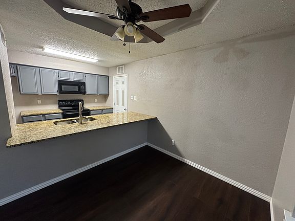 2nd image of 214 Briar Creek Dr
