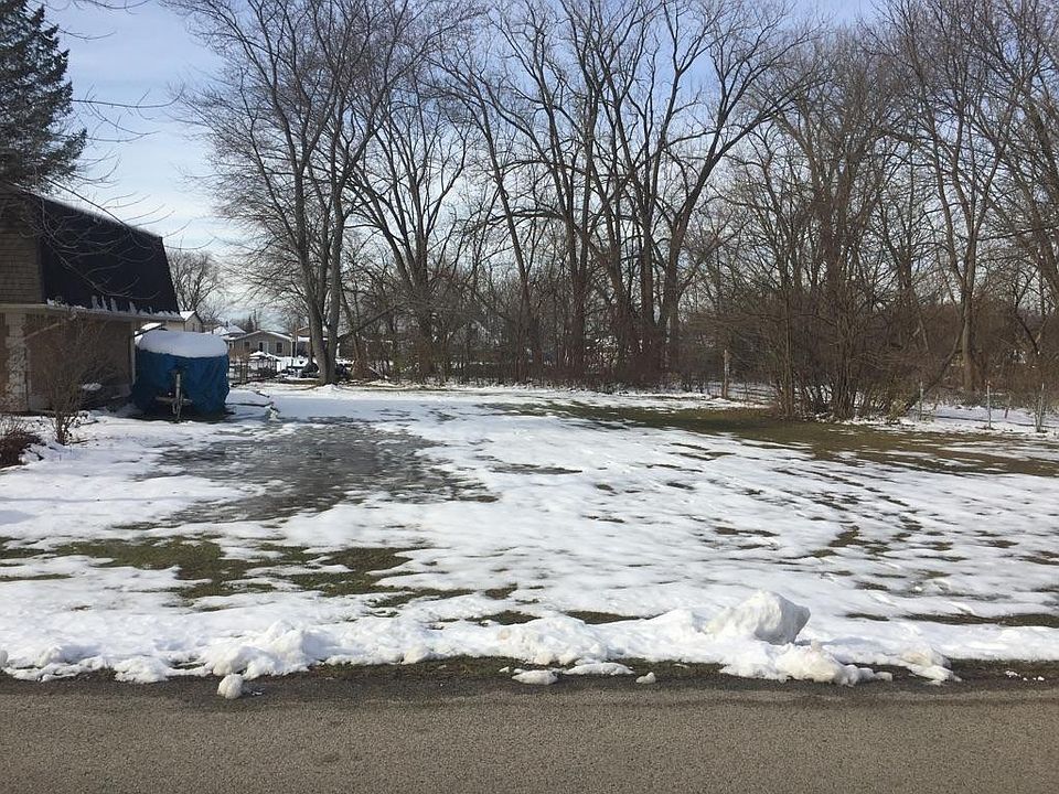 2nd image of 35680 N Marine Dr