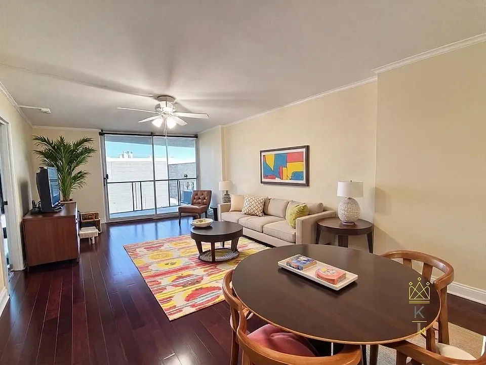 19 Winchester St #708