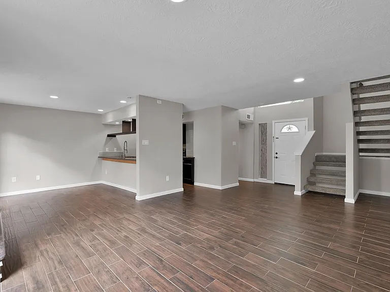12311 Glenview Dr — Photo 6
