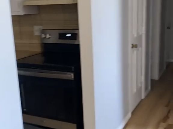 4th image of 333 Manown St #206