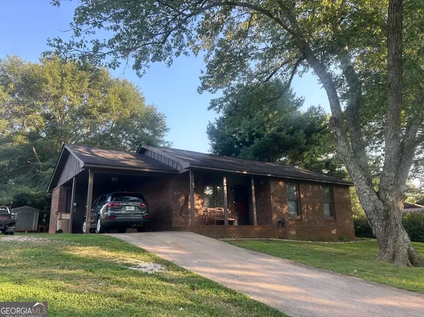 4539 Strickland Blvd, Flowery Branch, GA 30542