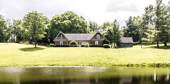 5th image of 2024 Lakewood Dr