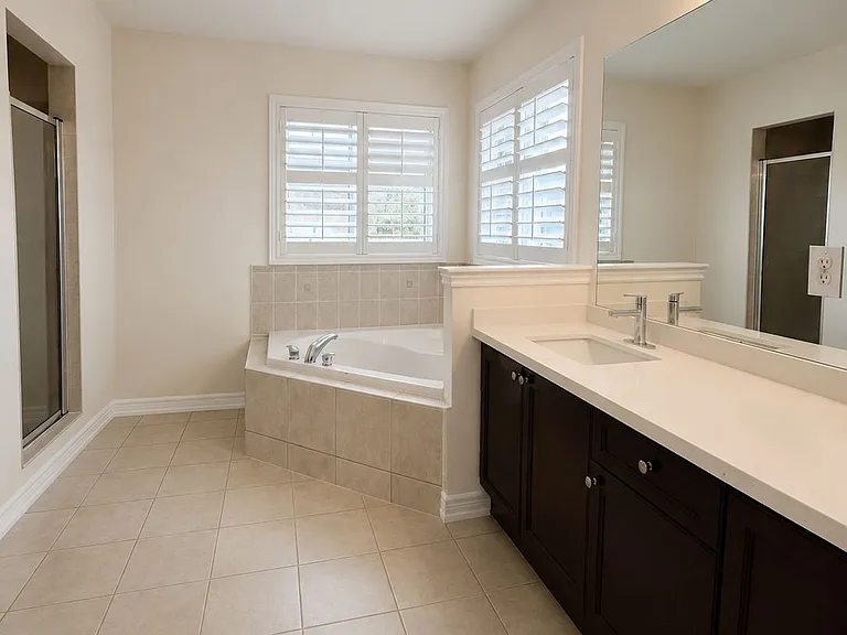 2238 Gladacres Ln — Photo 18