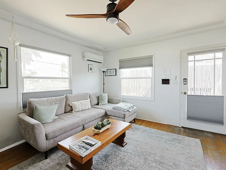 3270 Cedar St #B — Photo 6