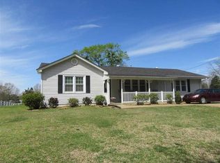 217 Baptist St, Adamsville, TN 38310