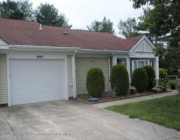 1st image of 1175B Thornbury Ln