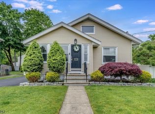 112 Adrian St, Pompton Lakes, NJ 07442