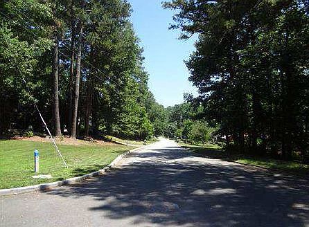 5th image of 2902 Hickory Trl