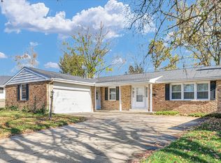 2504 Combes St, Urbana, IL