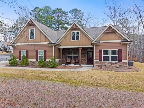 106 Navaho Ct, Waleska, GA 30183