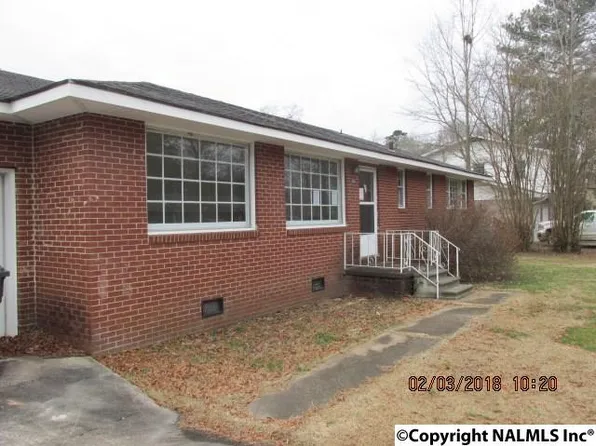 704 Hereford Dr, Athens, AL 35611