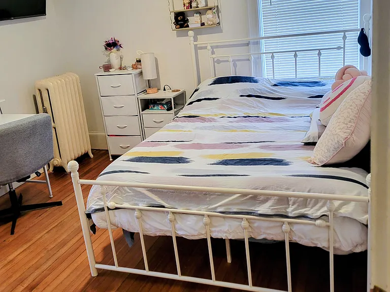 419 Wayland Ave — Photo 5