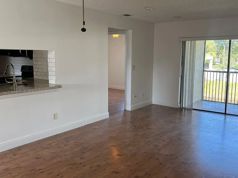 9621 NW 4th St — Photo 7