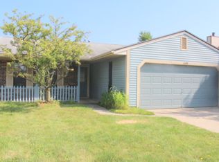 6195 Shull Rd, Dayton, OH 45424