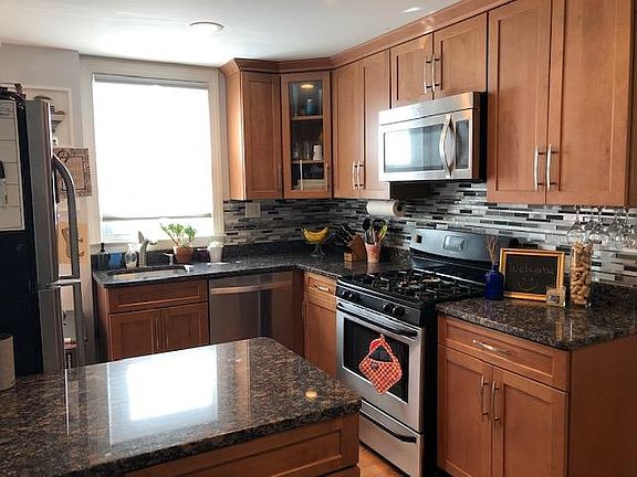 Gorgeous updated kitchen