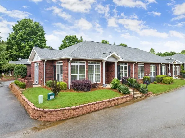 4285 Skyline Vw, Oakwood, GA 30566