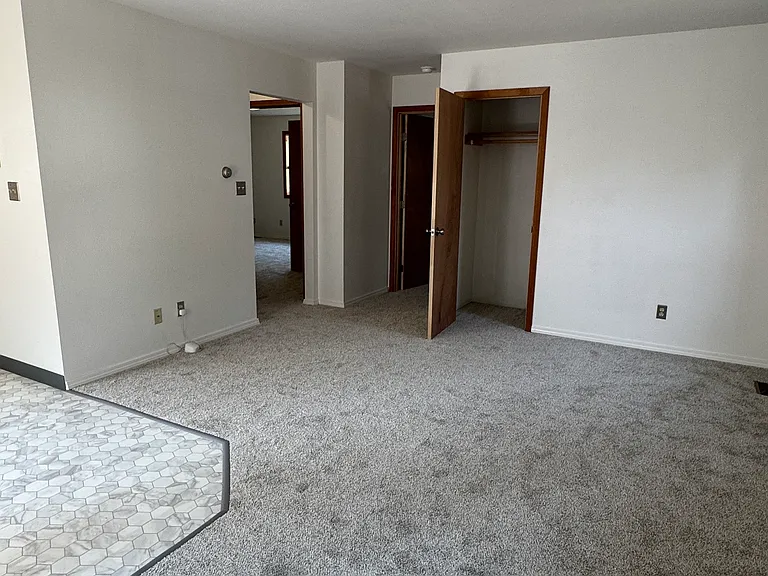 1627 Poplar St #1 — Photo 17