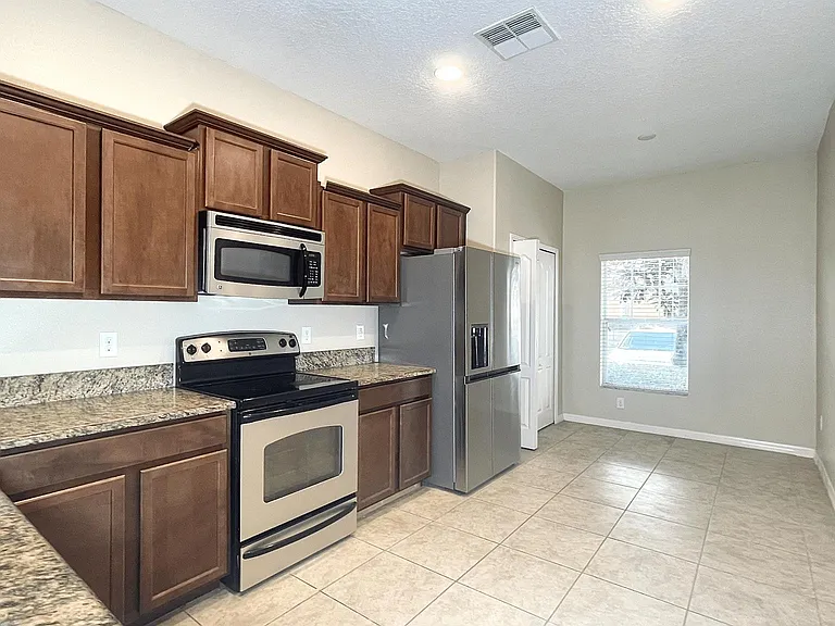 4167 Shadetree Ln — Photo 6