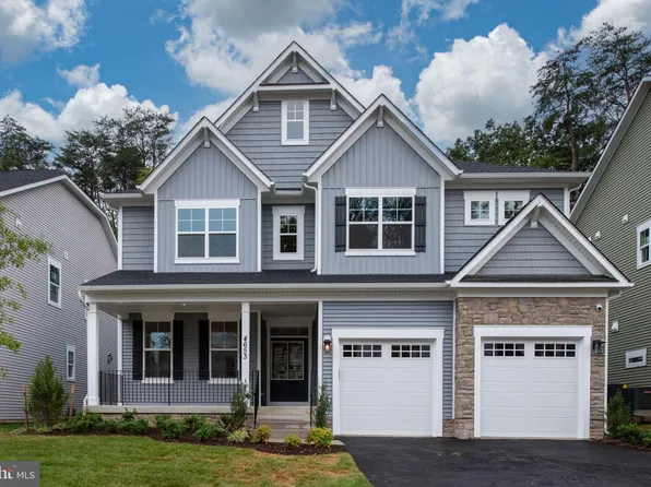 8761 Southern Oaks Pl, Lorton, VA 22079