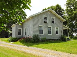 8971 Creek Rd, Batavia, NY 14020