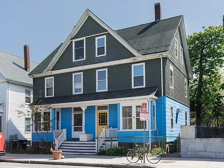1612 Cambridge St — Photo 3