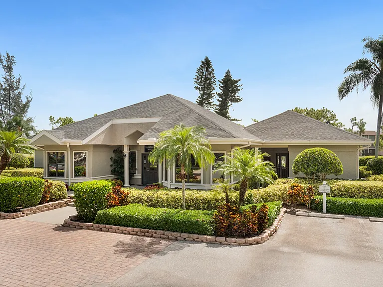 Belvedere at Quail Run — Photo 20