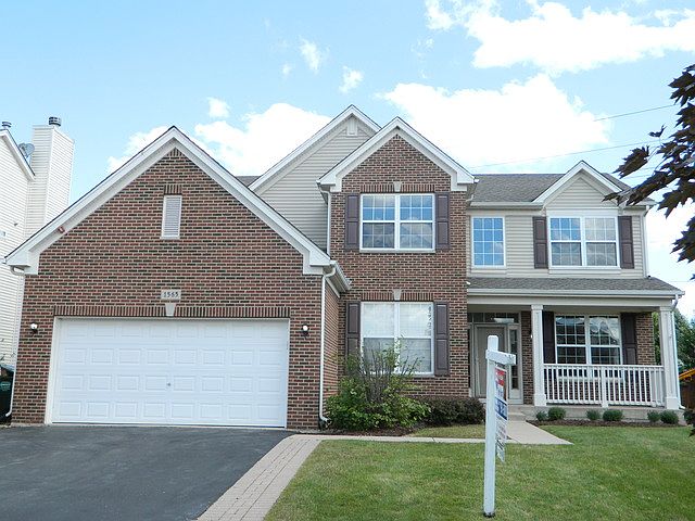 1st image of 1565 Russell Dr