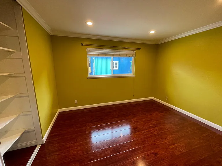 4139 Linwood Dr — Photo 18