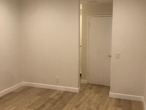 4th image of 500 E Lexington Dr APT 105