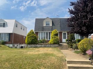 3438 Holyoke Rd, Philadelphia, PA 19114