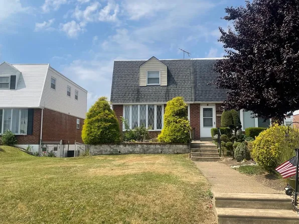 3438 Holyoke Rd, Philadelphia, PA 19114