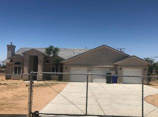 9450 Juniper St, Apple Valley, CA 92308