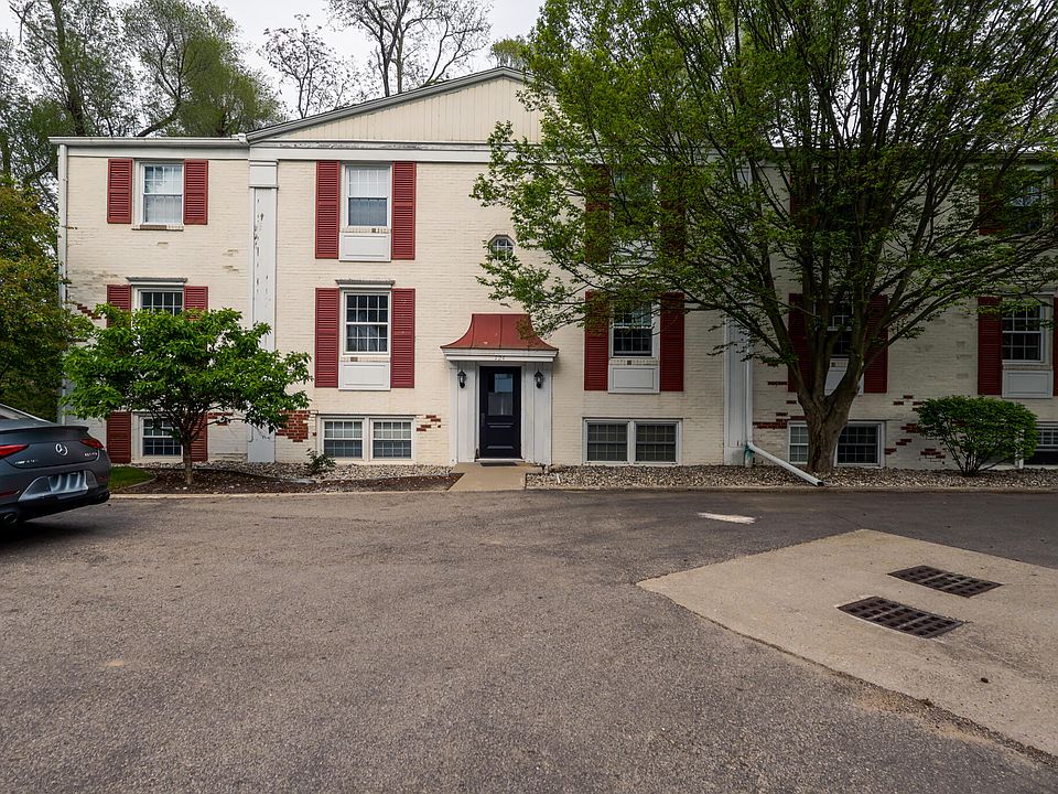 1st image of 724C Garland Cir