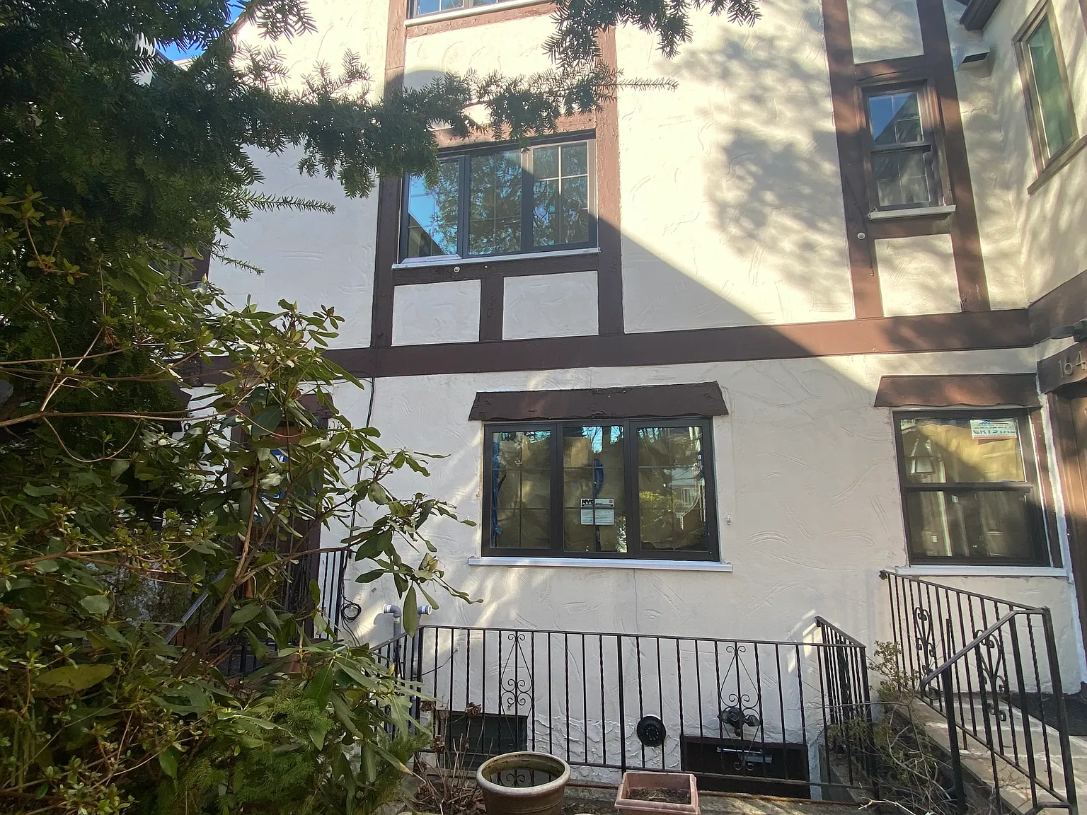 2 bed, 1200 sqft, $3,100 — Photo 1