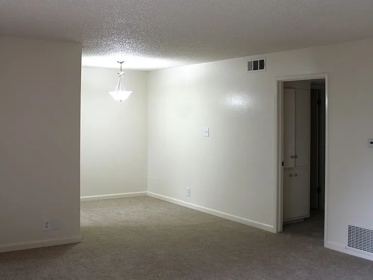 3366 MENDO — Photo 4