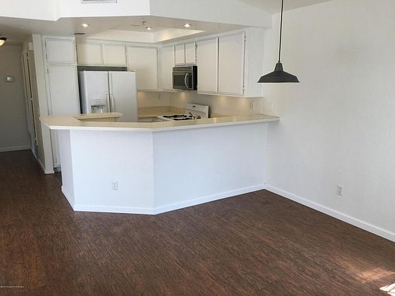 4th image of 1744 Crystal Canyon Dr