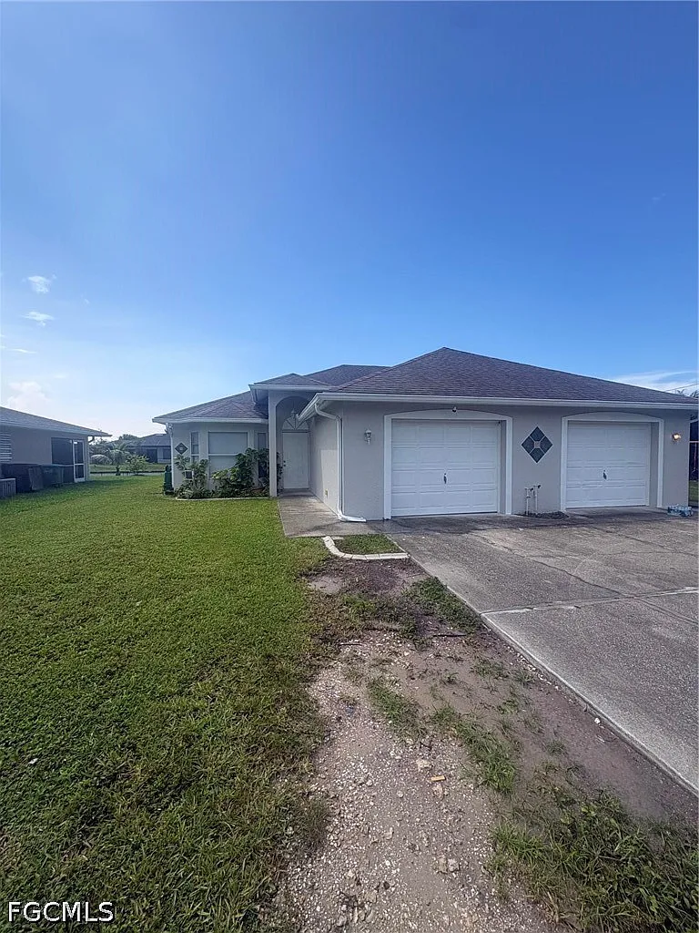 3 bed, 2.0 bath, 1304 sqft, $1,600 — Photo 1