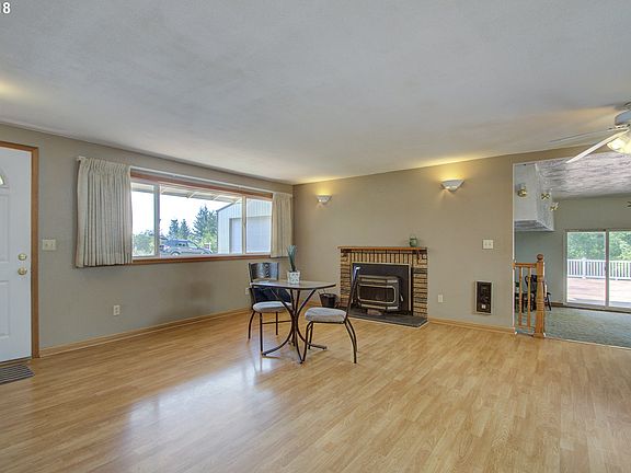 4th image of 24605 NE 236th Ave