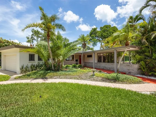 6311 Bahama Shores Dr S, Saint Petersburg, FL 33705