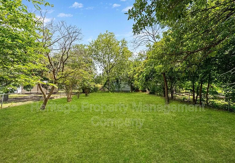4942 Driskill St — Photo 29