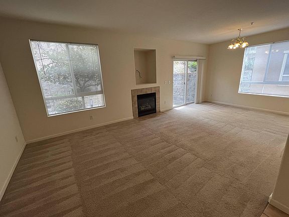 5th image of 525 Tower Hill Ave