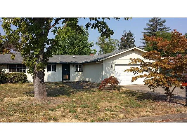 2374 La Canada Dr photo 1