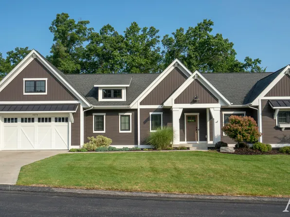4473 Ashford Dr NE, Grand Rapids, MI 49525