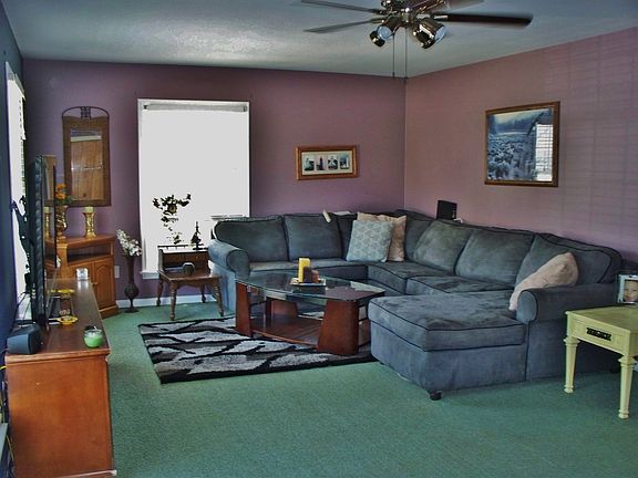 3rd image of 4454 Clarke Dr