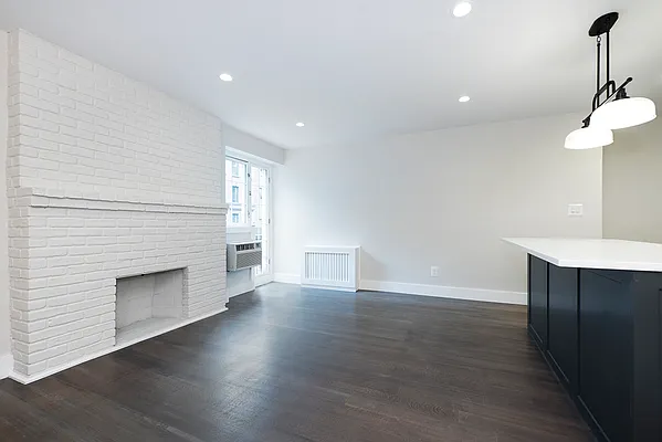 Rented by Bold New York | media 8