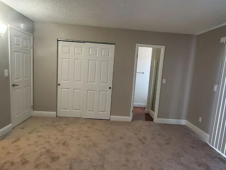 Orangevale Plaza Townhomes — Photo 20