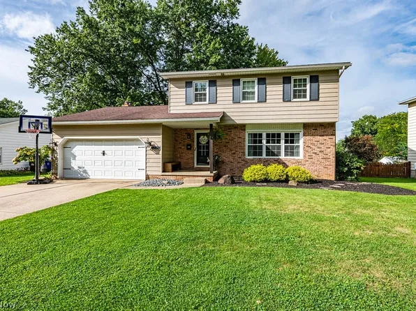2236 Tanglewood Dr, Salem, OH 44460