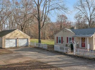 122 River Rd, Preston, CT 06365